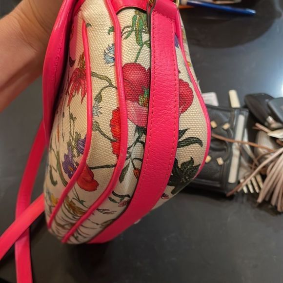 Gucci cross body small Flora 10X 2.5 X7 GUC - Picture 7 of 8